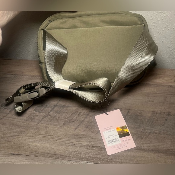 DANSKIN Women's Ella Neoprene Belt Bag, Sage Leaf, Brand New, NWT - Picture 5 of 7